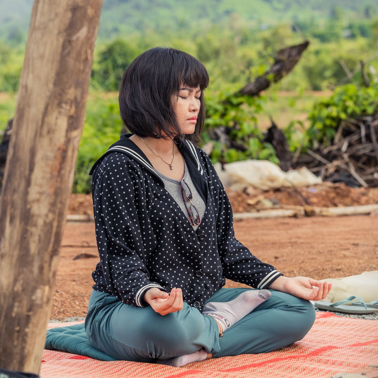 How Zen Koans Train the Mind to See Beyond Logic
