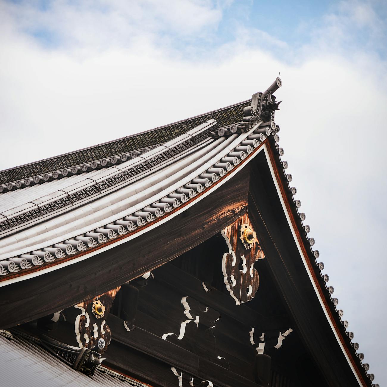 Onsen Etiquette: A Beginner's Guide to Enjoying Japanese Hot Springs