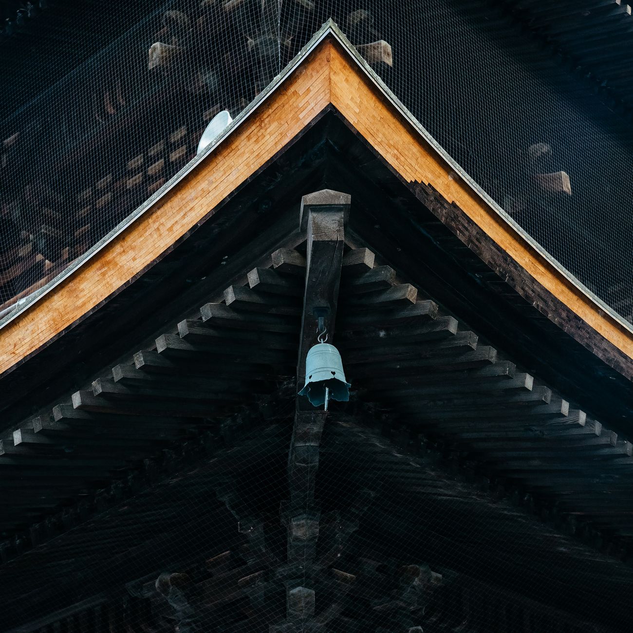 Why Japanese Ring Temple Bells 108 Times at New Year: The Meaning Behind the Bronze Joya no Kane Tradition