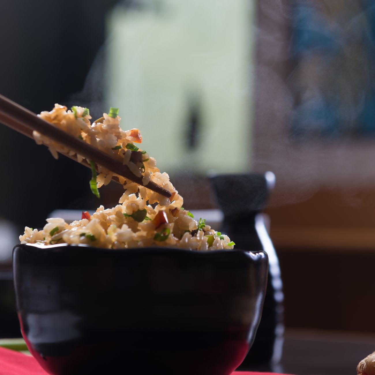 How To Hold Chopsticks Correctly
