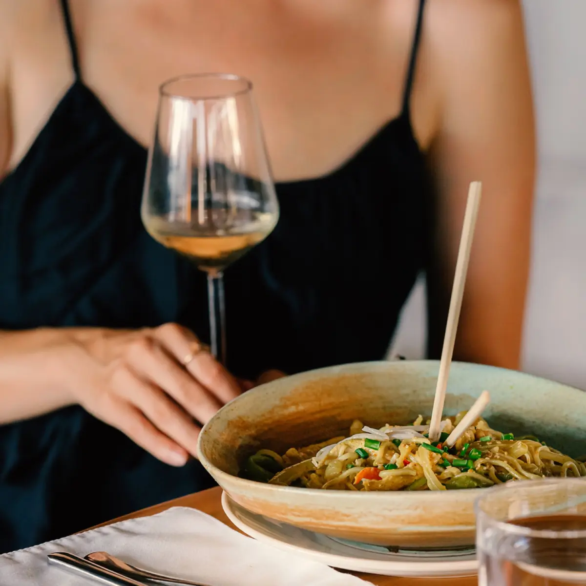 Why Kyoto Cuisine Demands Pale Vessels and Whispered Flavors