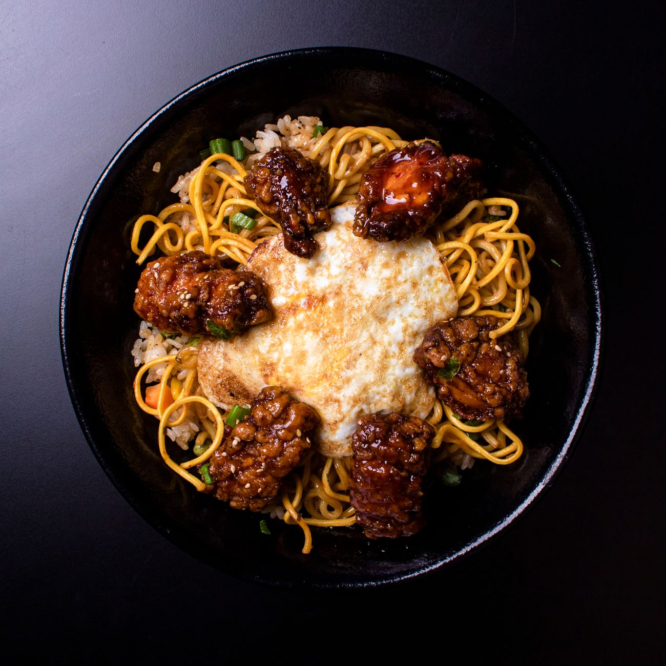 Donburi Culture: The Philosophy and Beauty of Japan's Single Bowl Meal