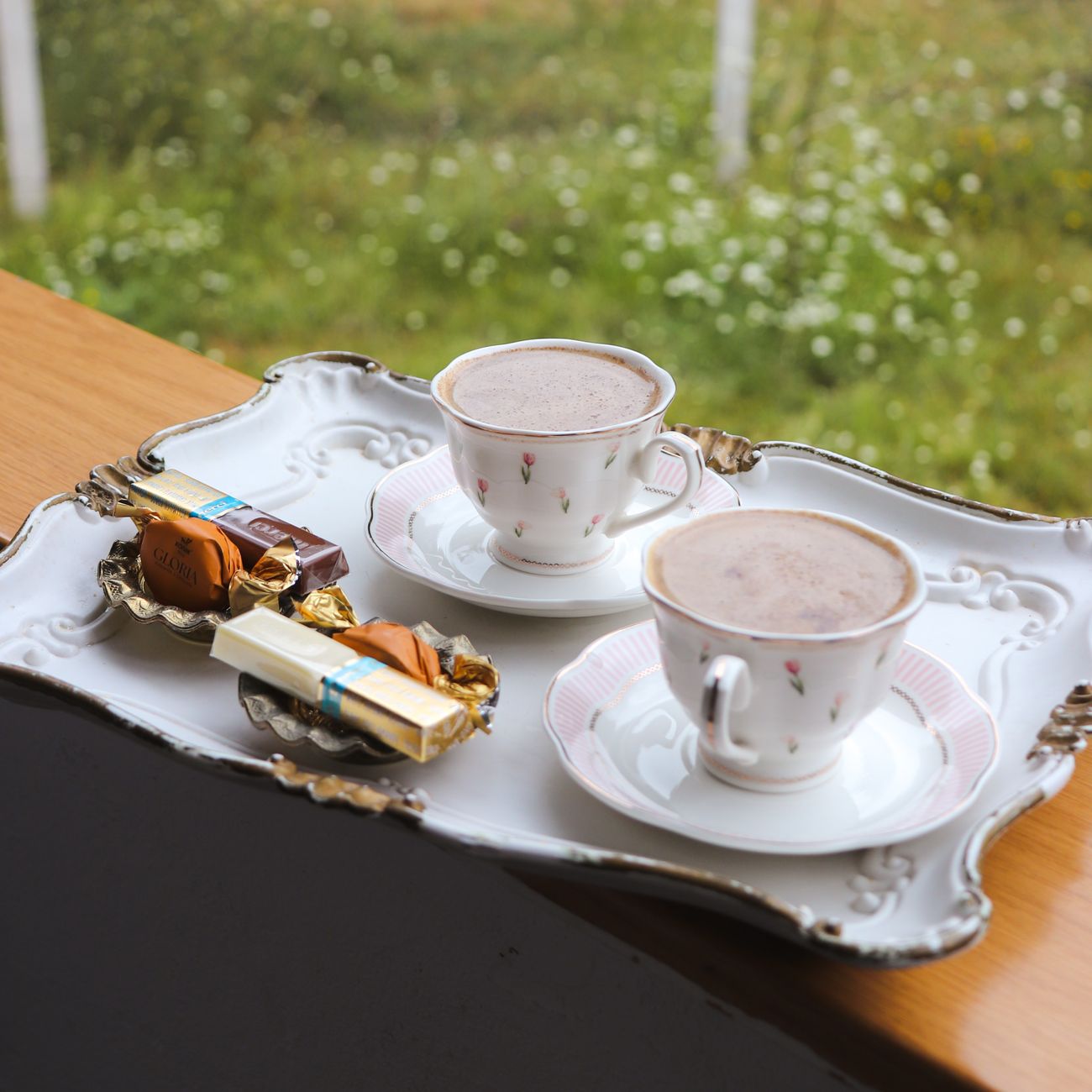 Why Tea Is Served With Sweets in Japan: The Art of Balance
