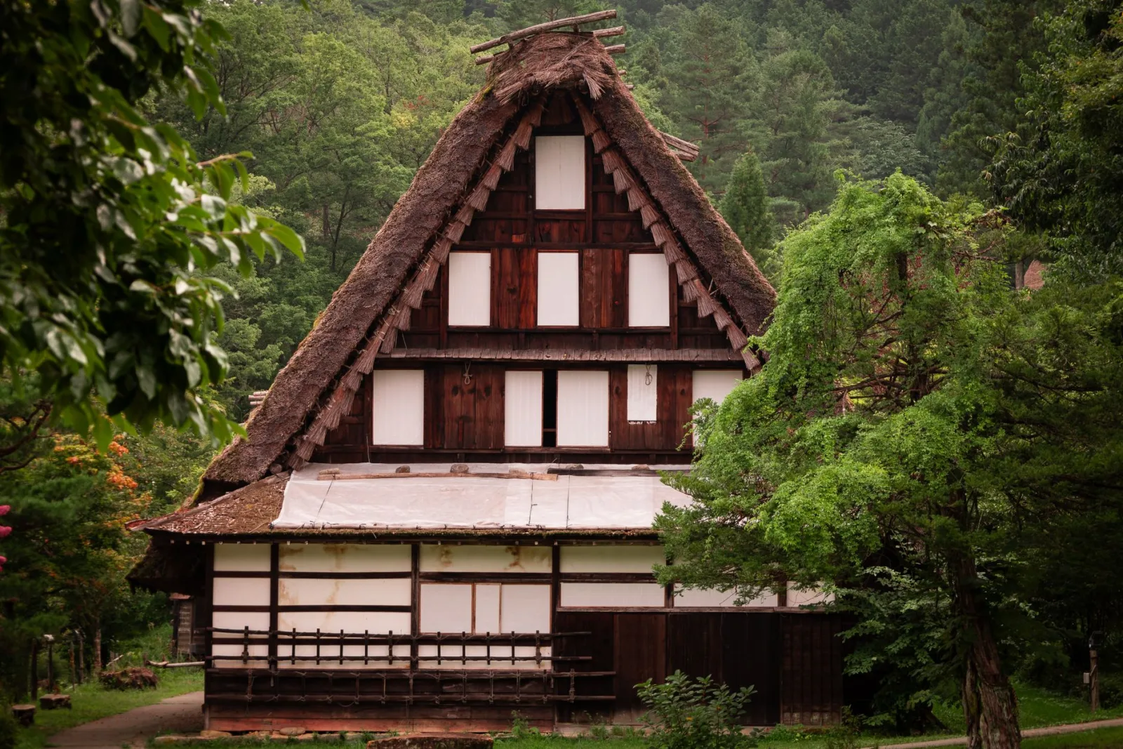 Takayama and the Hida Mountains: Where Japan's Autumn Starts in October
