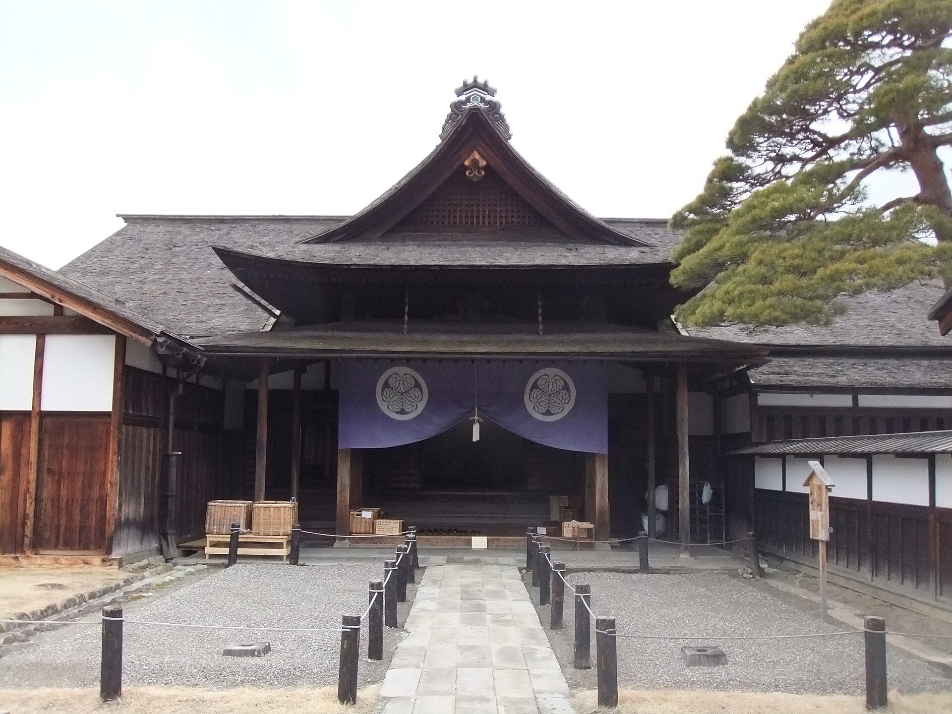 Takayama Jinya